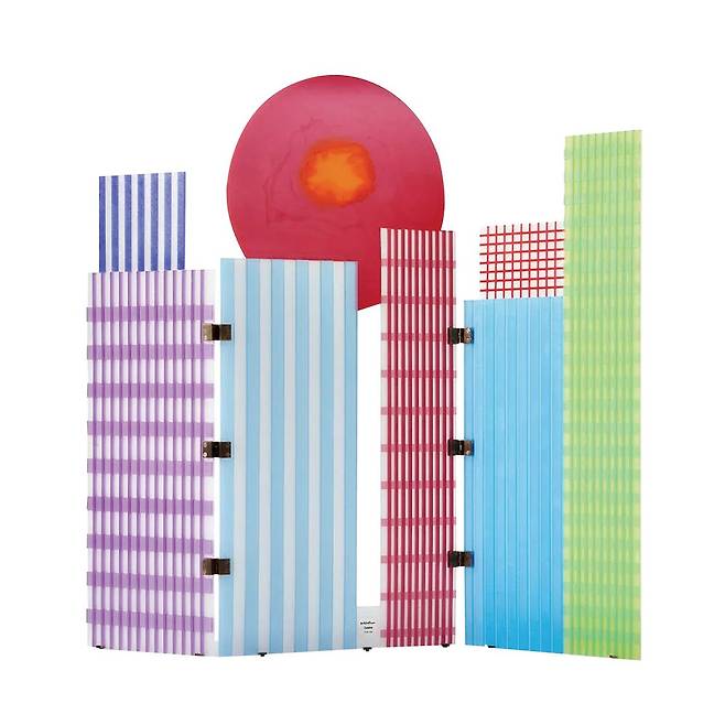 잠들지 않는 도시의 스카이라인을 재현한 ‘Tramonto a New York’.