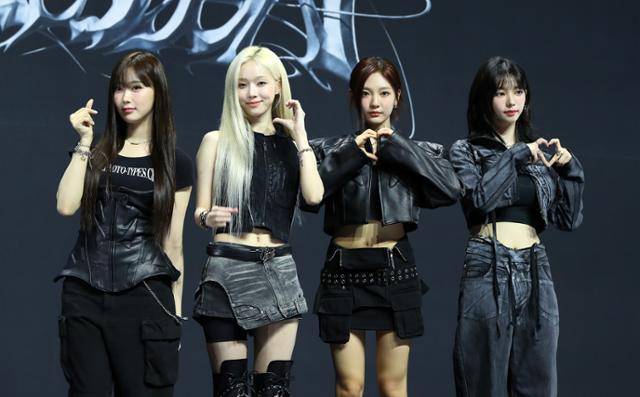 에스파는 27일 오후 서울 용산구 한남동 블루스퀘어 마스터카드홀에서 정규 1집 '아마겟돈(Armageddon)' 발매 기념 미디어 쇼케이스를 개최했다. 뉴시스