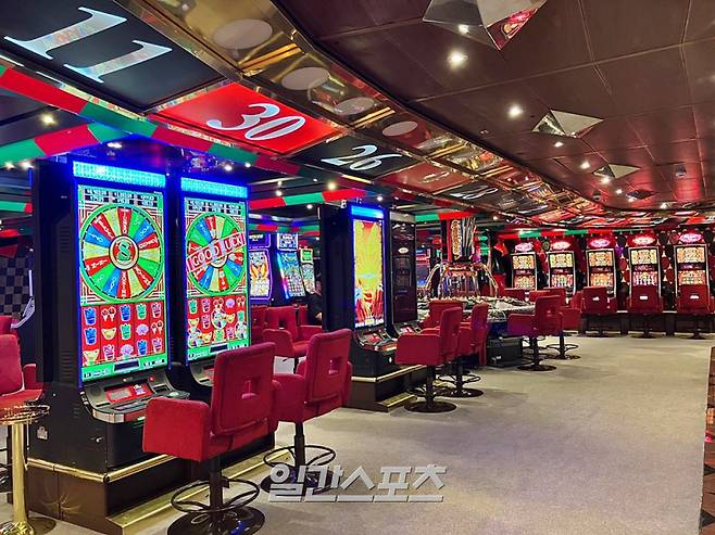 9층에서 다양한 오락실 게임 및 카지노를 즐길 수 있다. (부산/나가사키(일본)=김지혜 기자 jahye2@edaily.co.kr)