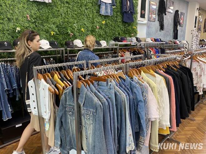 서울의 한 빈티지 매장. 사진=심하연 기자&nbsp;