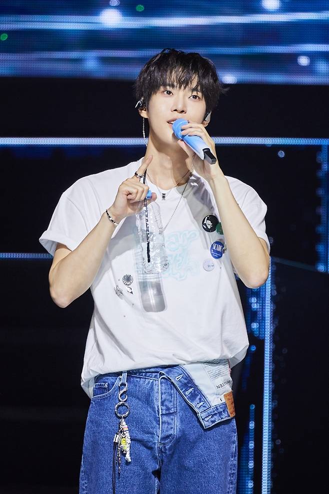 도영은 6월부터 아시아 투어를 시작한다. SM엔터테인먼트 제공