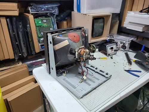 기존 보드를 탈거했다