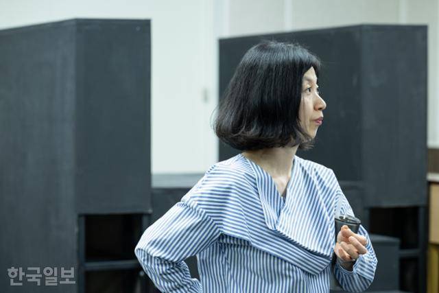시작은 리허설 피아노 반주자였다. 박칼린의 오케스트라에서 피아노를 치다 음악감독에까지 올랐다. 이한호 기자