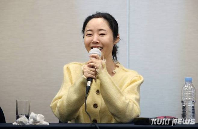 31일 서울 태평로 한국프레스센터에서 기자회견을 연 민희진 어도어 대표가 미소짓고 있다. 사진=박효상 기자&nbsp;