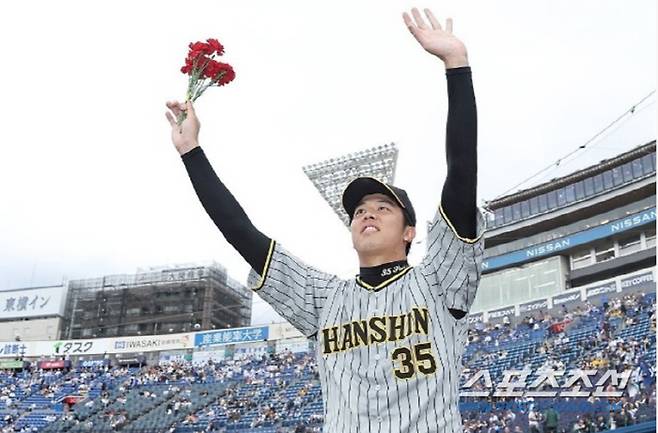 지난 5월 12일 요코하마 원정경기에서 9이닝 무실점, 1대0 승리를 이끈 사이키. 사진캡처=한신 타이거즈 SNS