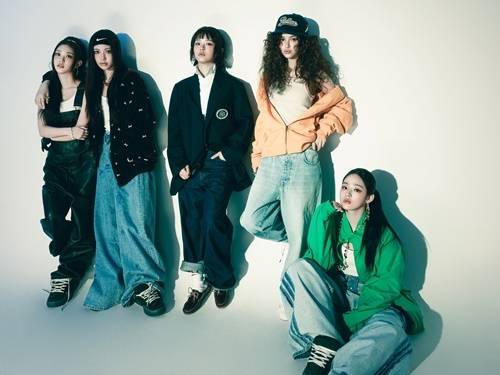 뉴진스 기부, 어도어(ADOR)와 소속 그룹 뉴진스(NewJeans)가 대학축제 수익금 전액을 한국장학재단에 기부했다. 사진=어도어