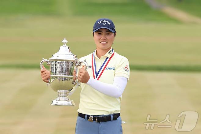 여자골프 메이저대회 US여자오픈을 제패한 사소 유카. ⓒ AFP=뉴스1