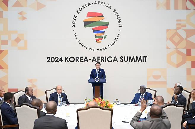 South Korean President Yoon Suk Yeol (at the podium) gives a luncheon speech at the 2024 Korea-Africa Summit on Tuesday, in this photo provided by the presidential office. (Yonhap)