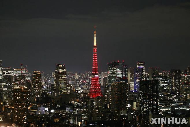 [도쿄=신화/뉴시스]일본 정부가 도쿄·오사카·후쿠오카·홋카이도 등 4개 도시를 금융·자산운용특구로 지정한다고 발표했다. 사진은 지난 2월9일 일본 도쿄에 위치한 도쿄타워 일대 시내. 2024.06.05.