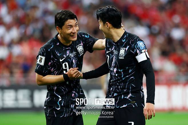 ▲ 6일 오후 9시 싱가포르국립경기장에서 2026 국제축구연맹(FIFA) 북중미 월드컵 아시아지역 2차예선 5차전 원정 경기에서 김도훈 임시감독이 이끄는 대한민국 축구대표팀이 이강인과 주민규의 득점으로 전반부터 2-0 리드에 성공했다. 후반에도 손흥민과 이강인이 계속 골을 넣어 5-0을 만들었다. 이후 교체 투입된 배준호와 황희찬까지 릴레이 득점에 가세하면서 7골 대량득점에 성공했다.