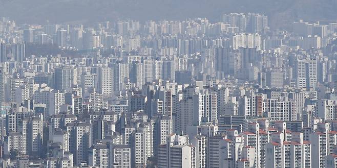 6월 첫째주 서울 아파트값 상승폭이 0.09%로 확대됐다. 사진은 서울시내 한 아파트 밀집 지역. /사진=뉴스1