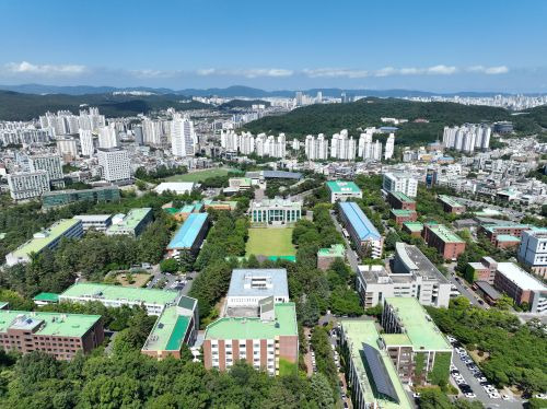 울산대 전경. 울산대는 학사 구조부터 미래 신산업 중심으로 바꿔 제2의 산업화를 이뤄내겠다는 목표를 세웠다. 울산대 제공