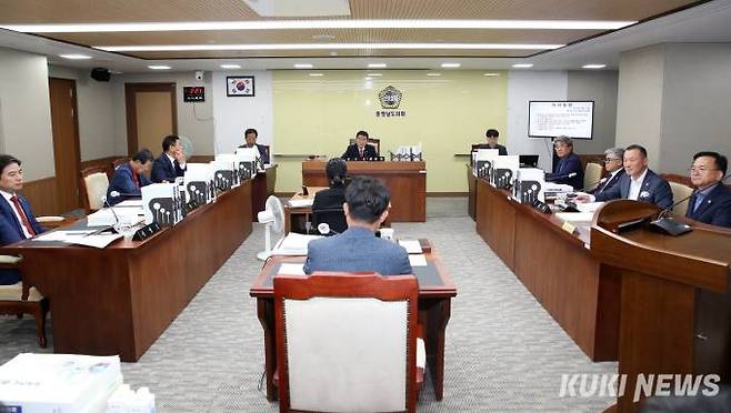 충남도의회 농수산해양위원회는 11일 제1차 회의에서 해양수산국과 농업기술원 소관 조례안 3건과 2023회계연도 충청남도 결산 승인의 건을 심사했다. 