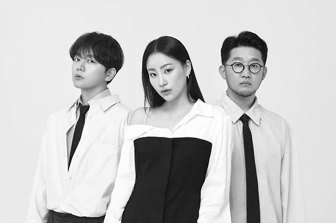 어반자카파. 앤드류컴퍼니 제공