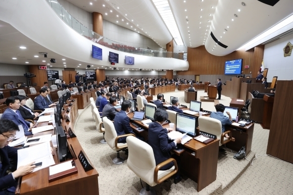 충남도의회 제351회 임시회 제3차 본회의가 열리고 있다. 도의회 제공