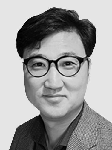 송재윤 캐나다 맥매스터대 교수·역사학