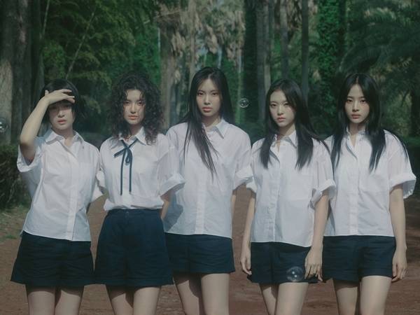 그룹 뉴진스(NewJeans)의 더블 싱글 ‘How Sweet’가 미국 빌보드 글로벌 송차트에서 2주 연속 상위권을 차지했다. / 사진 = 어도어