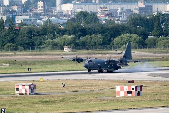 오산기지에 도착한 미국 특수전 항공기 AC-130J [미 국방부 국방영상정보배포서비스(DVIDS) 홈페이지 캡처. 재판매 및 DB 금지]