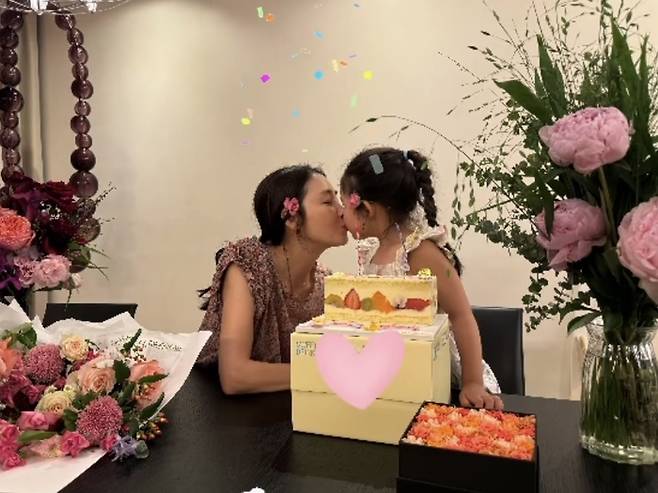 최지우 인스타그램 캡처