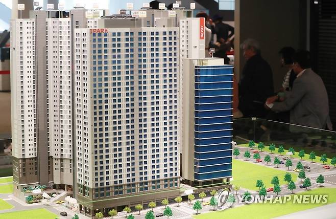 아파트 모델하우스의 견본주택  [연합뉴스 자료사진]