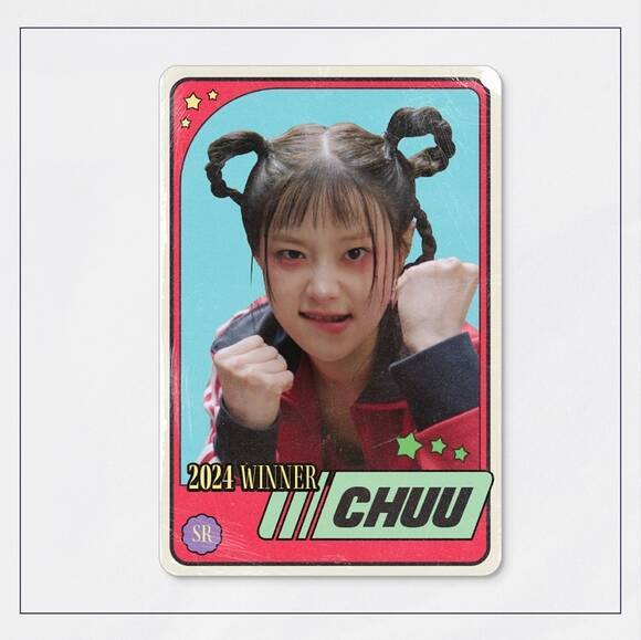 지난해 성공적인 솔로 데뷔를 이뤄낸 츄는 새 앨범 Strawberry Rush'를 통해 더 확장한 세계관과 넓어진 음악 스펙트럼을 보여줄 예정이다. /ATRP