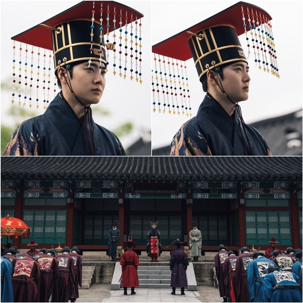 수호가 왕으로서 첫걸음을 내딛는 ‘카리스마 임금 등극’ 현장으로, 압도적 위엄을 발산한다. / 사진 = ‘세자가 사라졌다’ 캡처