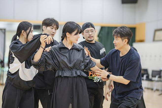 Members of the National Changgeuk Company of Korea rehearse "Paper Shaman." (National Theater of Korea)