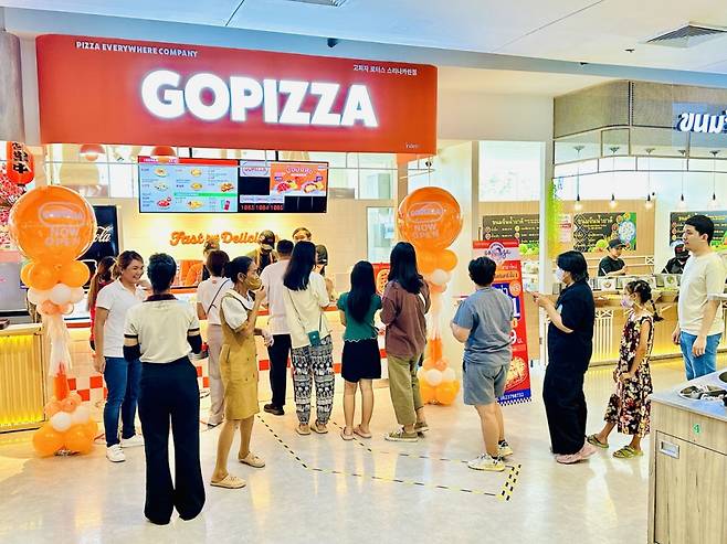 6월 15일 오픈한 고피자 태국 3호점 ‘고피자 스리나카린점/사진제공=고피자