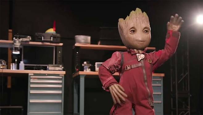 베이비 그루트(Baby groot) 로봇