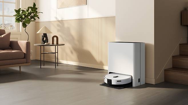 삼성전자의 로봇청소기 신제품&nbsp;‘비스포크 AI 스팀’ 모습. 삼성전자 제공&nbsp;