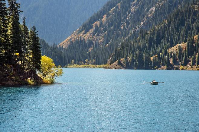 텐산(Tian Shan) 산맥에 있는 콜사이 호수(Kolsay lake). 사진제공|카자흐스탄관광청