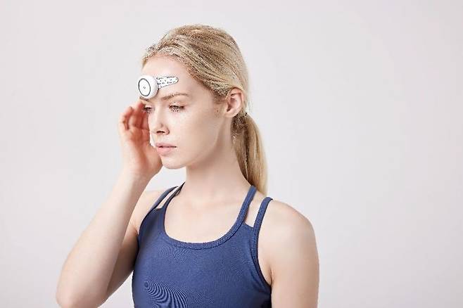 와이브레인의 편두통 전자약 '두팡'[사진제공=와이브레인]