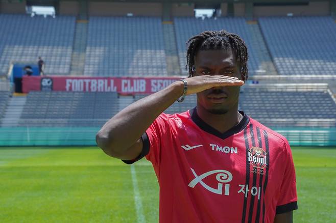 FC서울에 입단한 포르투갈 출신 장신 공격수 호날두 타바레스. 사진=FC서울