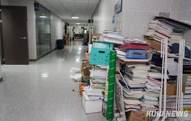 제22대 국회 개원 첫날인 30일 국회 의원회관에서 의원실 재배치를 위한 이사가 한창이다. 사진=박효상 기자