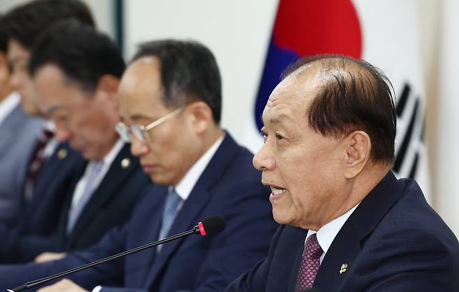 황우여 국민의힘 비상대책위원장이 20일 오전 서울 여의도 국민의힘 중앙당사에서 열린 비상대책위원회의에서 모두 발언하고 있다. /사진=뉴스1