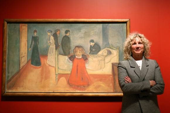 톤 한센 뭉크미술관장이 노르웨이 오슬로 뭉크미술관 ‘죽은 어머니와 아이’ 작품 앞에서 뭉크미술관에 대해 설명하고 있다.