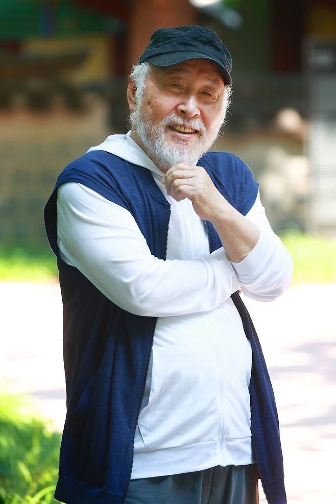 연합뉴스와 인터뷰하는 가수 김도향 (서울=연합뉴스) 진연수 기자 = 가수 김도향이 연합뉴스와의 인터뷰에 앞서 포즈를 취하고 있다. 2024.6.20 jin90@yna.co.kr