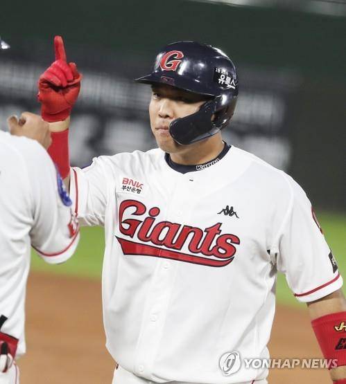 롯데에서 방출된 포수 지시완 [연합뉴스 자료사진]