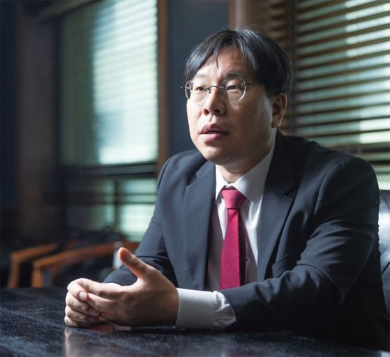 박상식 국민의힘 당협위원장은 더 이상 국민들이 보수가 제시하는 장밋빛 미래를 믿지 않게 된 것이 총선 패배 원인 중에서 가장 뼈아프다고 밝혔다.