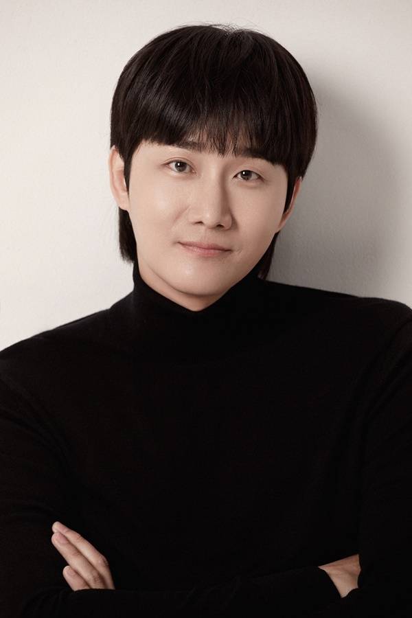 이용진 전속계약 / 사진=스토리나인웍스 제공