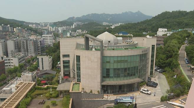 서울 서대문구 연희로에 자리한 원천교회