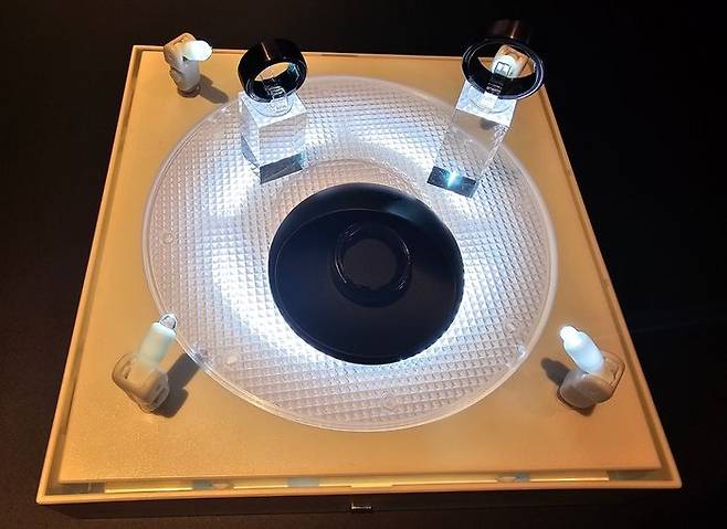 스카이랩스 반지형 혈압계 '카트비피' ⓒ데일리안 김성아 기자