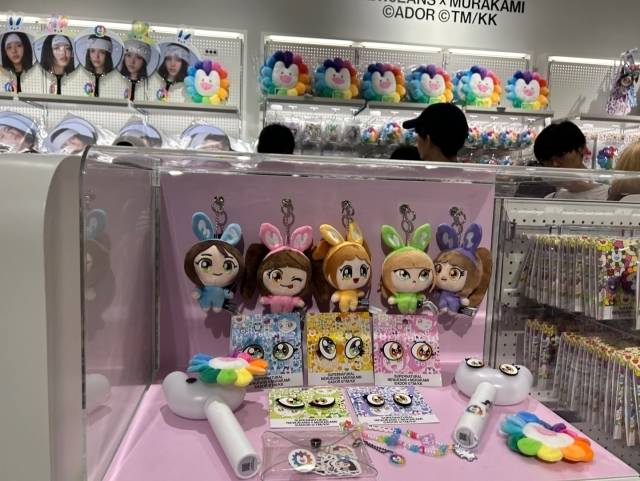 일본 도쿄 시부야 라인프렌즈스퀘어 팝업스토어의 굿즈들. / 이예주 기자