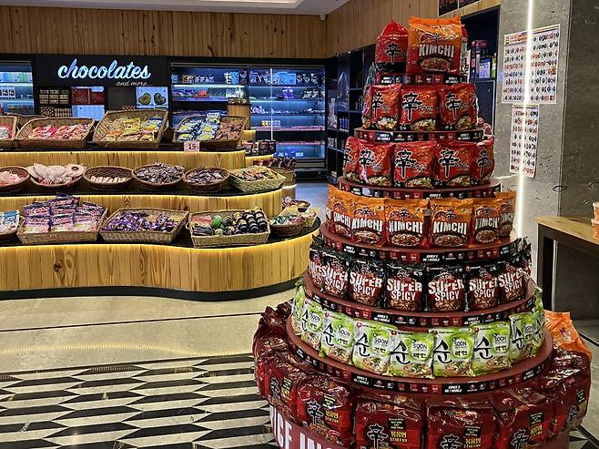 인도에서 판매 중인 신라면 제품. [농심 제공]