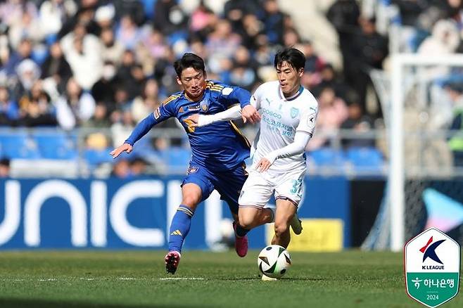 180번째 동해안더비를 앞두고 있는 울산과 포항. ⓒ 한국프로축구연맹