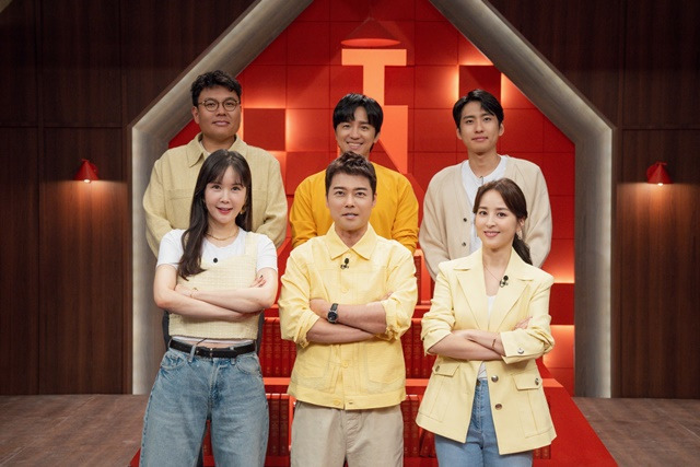 지난해 11월부터 올해 2월까지 방송된 채널A 예능프로그램 '성적을 부탁해: 티처스'가 재정비를 거쳐 다시 돌아왔다. 수학 강사 정승제, 영어 강사 조정식, 입시 유튜버 미미미누, 배우 한혜진, 방송인 전현무와 장영란(왼쪽 위부터 시계방향)이 출연한다. /채널A