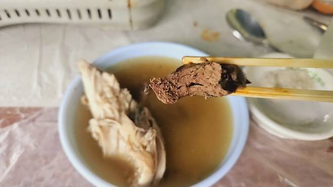 20240629_131135.jpg 장모님 생신 비오는 날 계곡 닭백숙과 오리주물럭