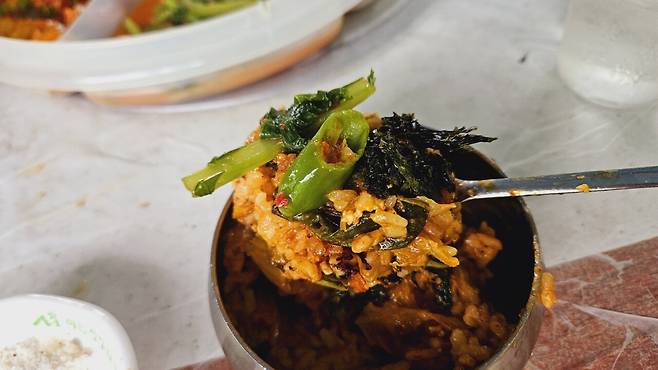 20240629_133330.jpg 장모님 생신 비오는 날 계곡 닭백숙과 오리주물럭