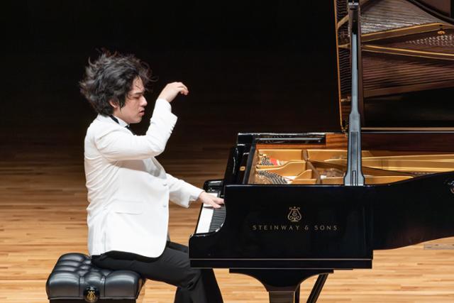 피아니스트 임윤찬이 6월 22일 서울 예술의전당에서 리사이틀을 열고 있다. 목프로덕션 제공