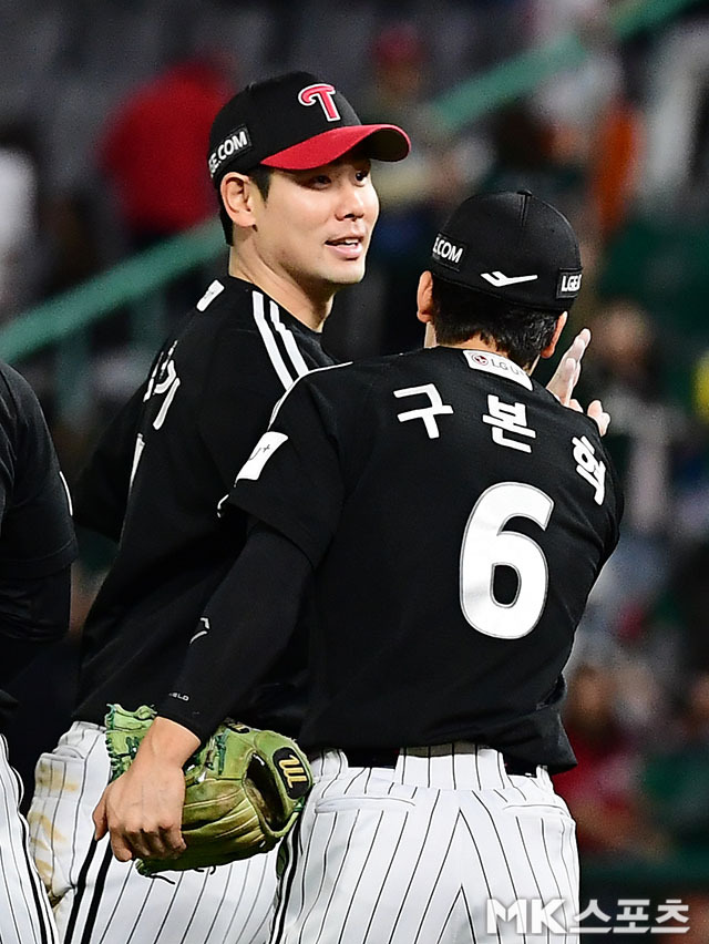 30일 NC와 더블헤더 2차전에서 맹활약한 홍창기와 구본혁. 사진=김영구 기자